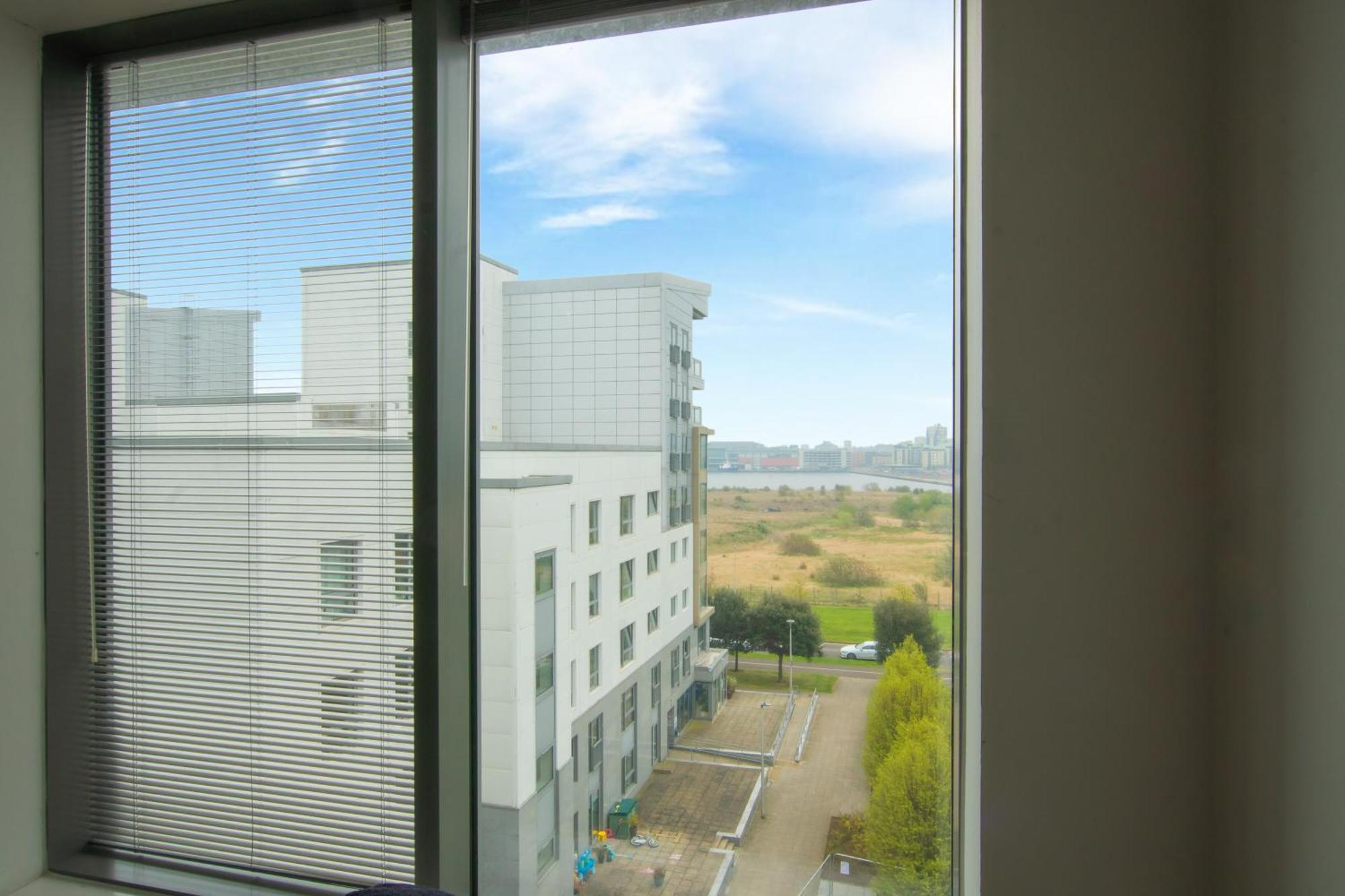 Blue Harbour Apartments Единбург Екстериор снимка